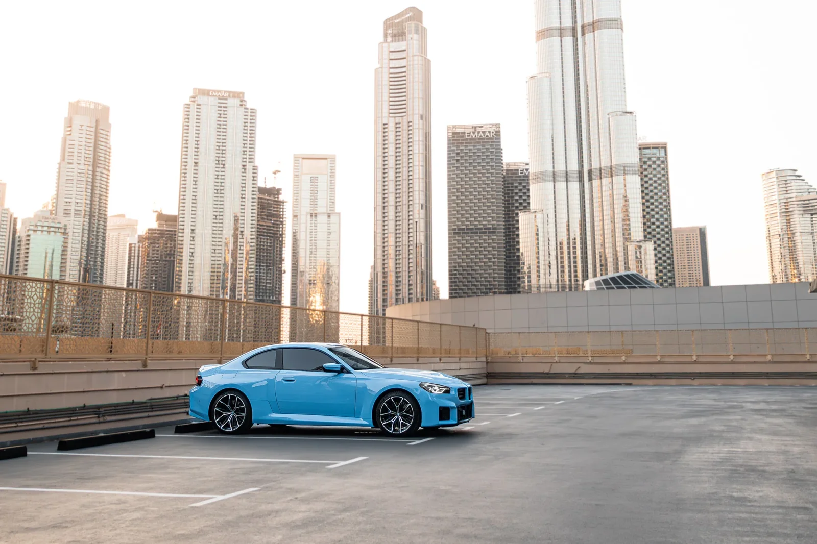 Kiralık BMW M2  Mavi 2024 içinde Abu Dhabi - 14 