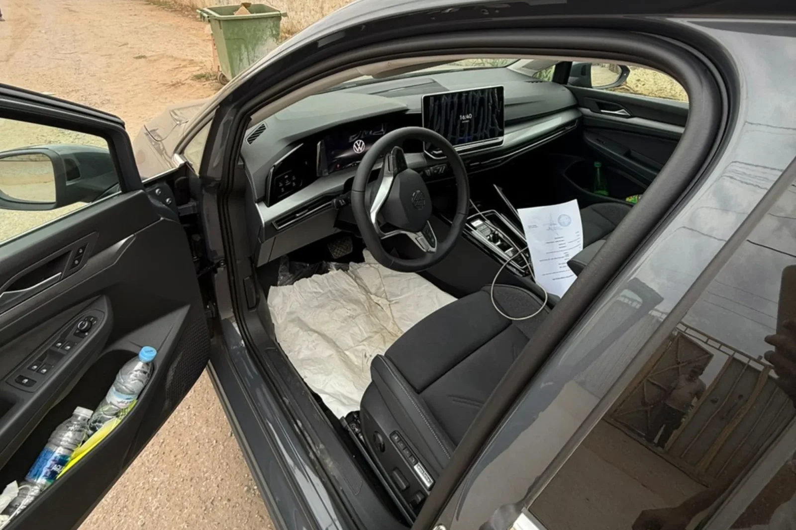 Affitto Volkswagen Golf 8.5 Nero 2025 in Rabat - 4 