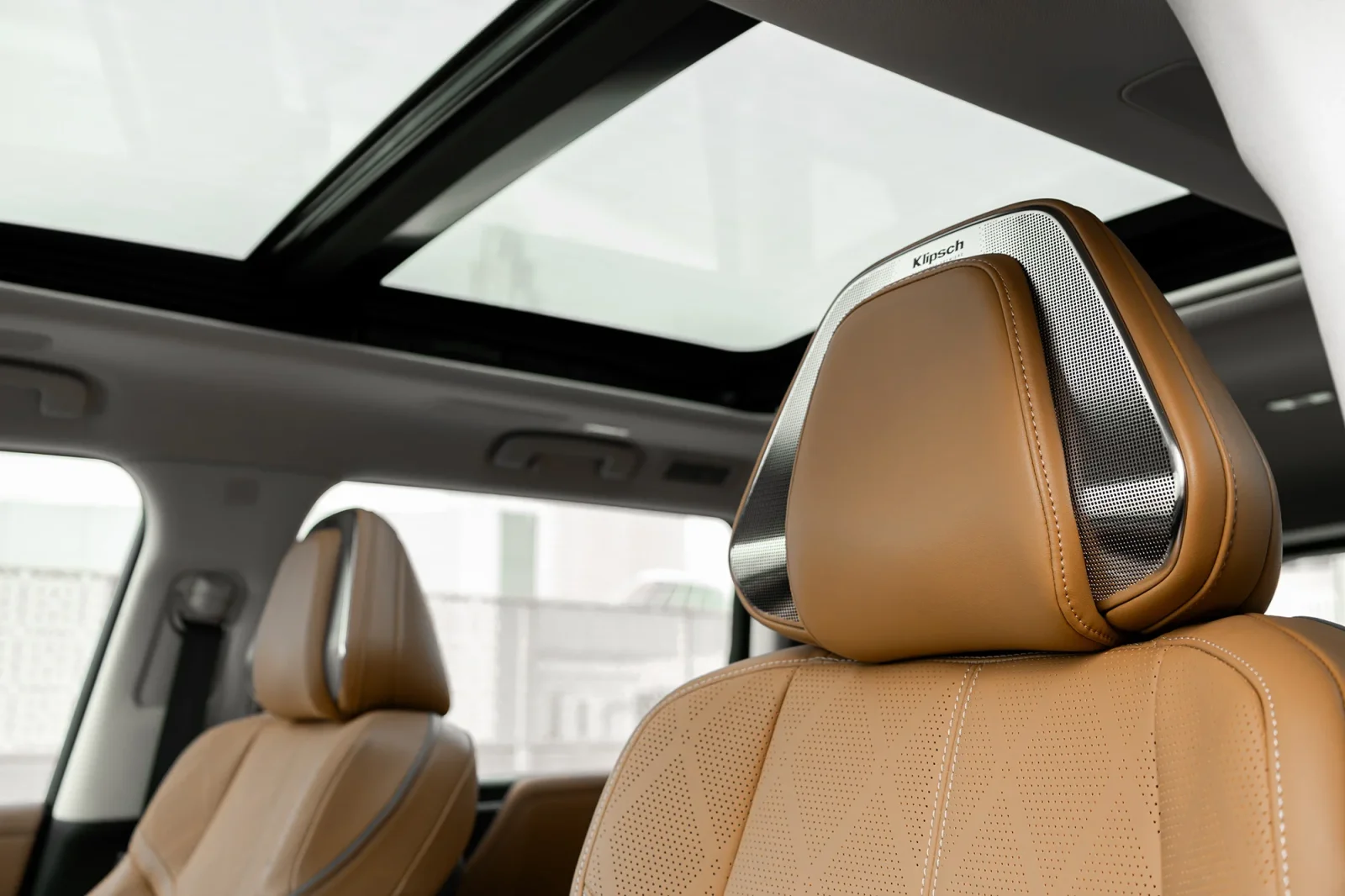 Affitto Infiniti QX80  Nero 2025 in Abu Dhabi - 3 