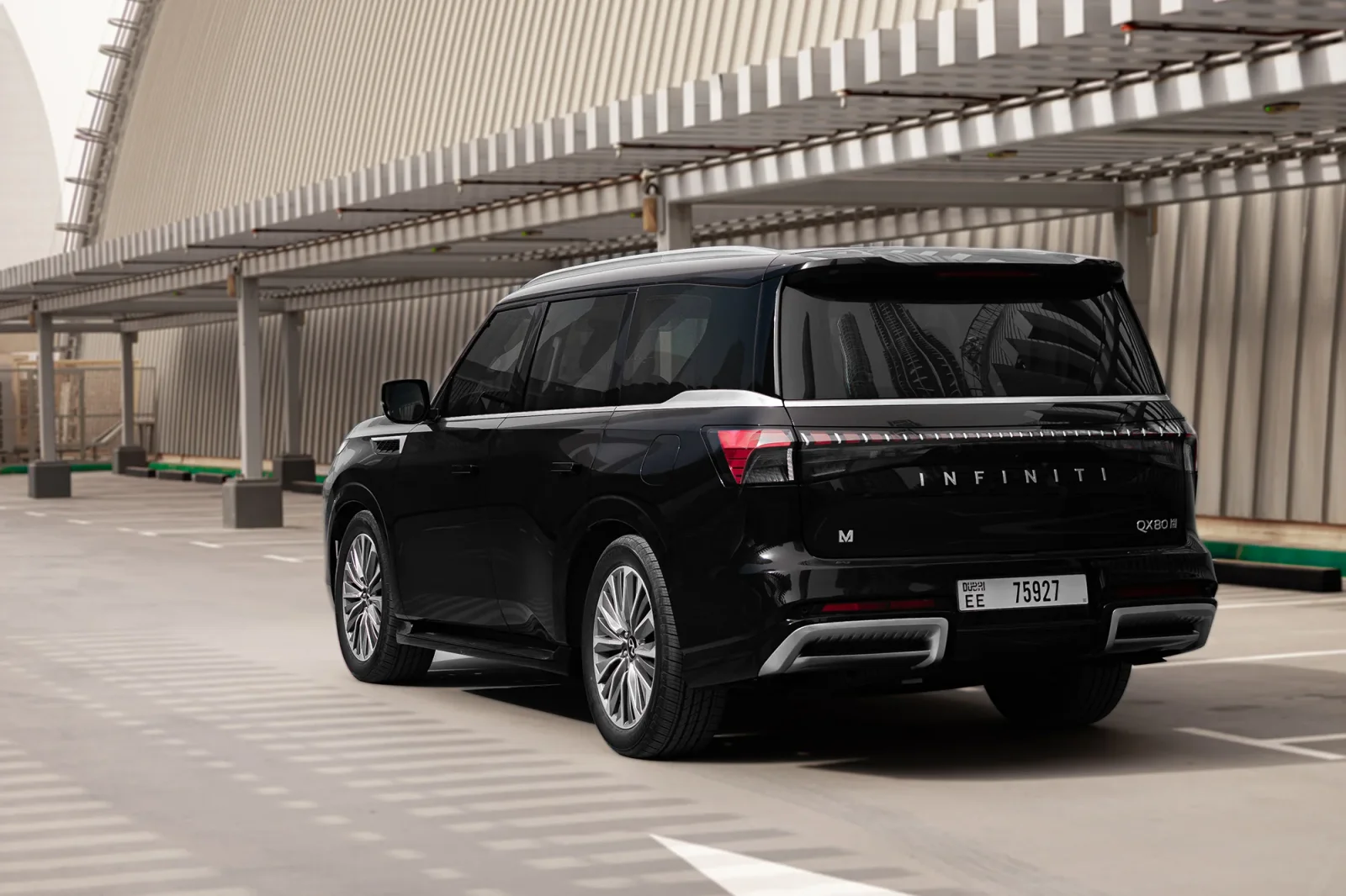 Affitto Infiniti QX80  Nero 2025 in Abu Dhabi - 14 