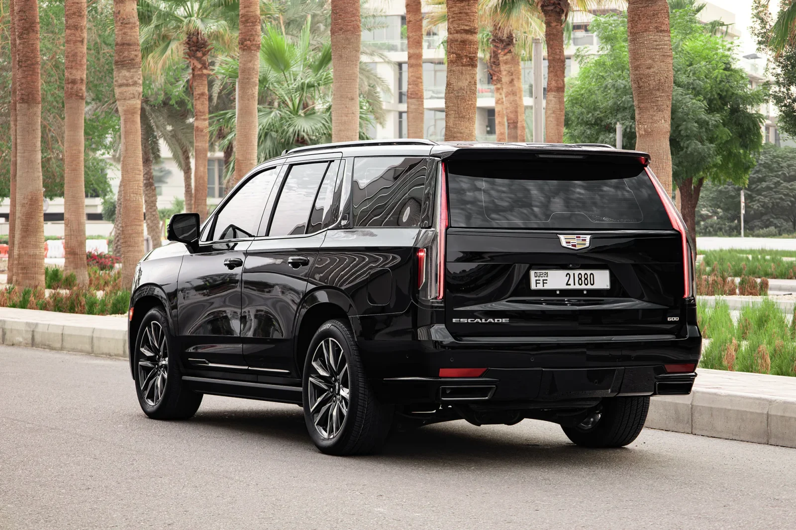 Loyer Cadillac Escalade  Noir 2023 en Abou Dabi - 8 