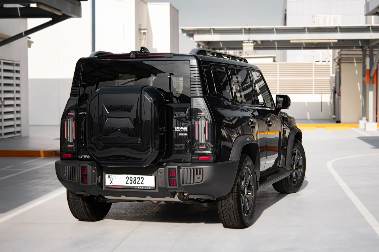 Huren Jetour T2  Zwart 2024 in Abu Dhabi - 11 