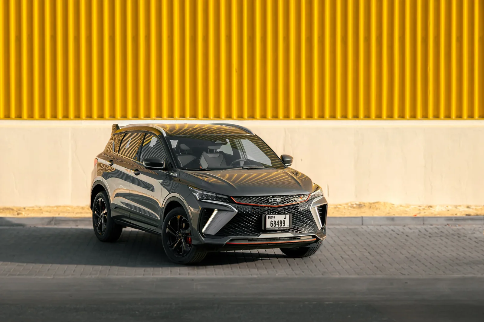 Affitto Geely Coolray GF Grigio 2024 in Abu Dhabi - 6 