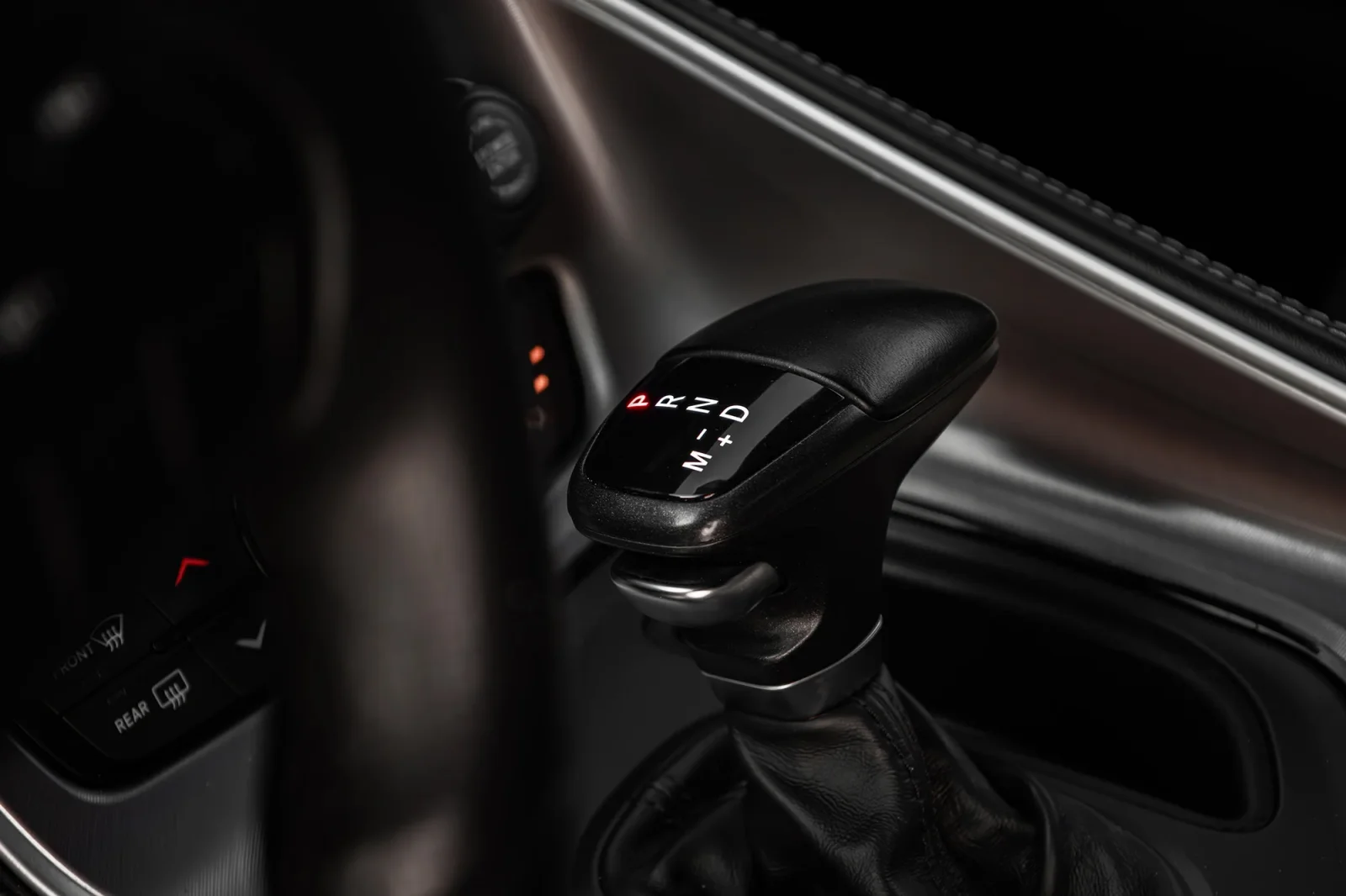 Rent Dodge Challenger R/T White 2022 in Abu Dhabi - 5 