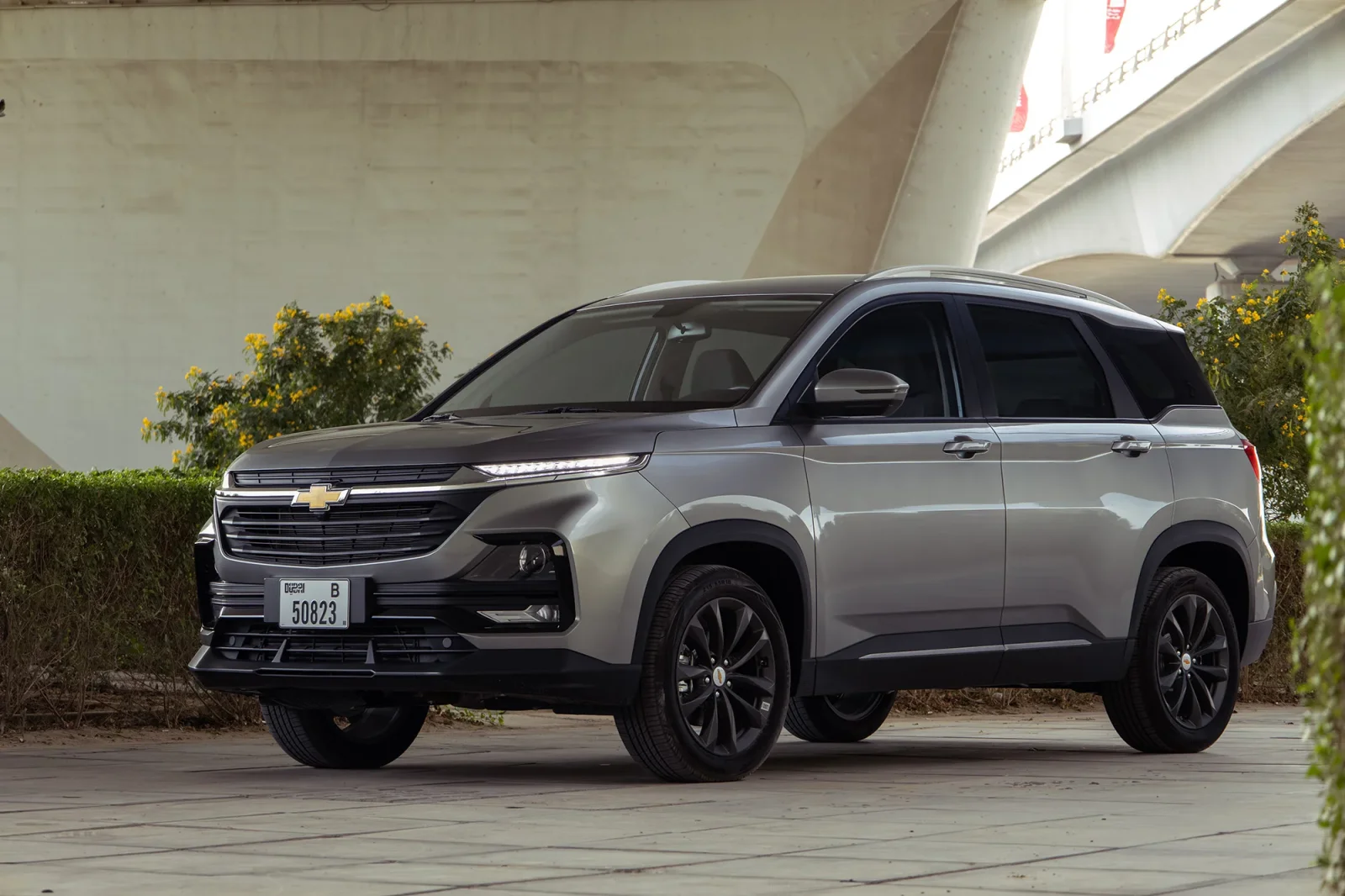 Loyer Chevrolet Captiva  Argent 2026 en Abou Dabi - 2 