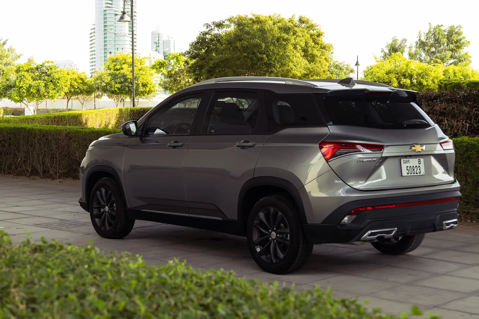 Loyer Chevrolet Captiva  Argent 2026 en Abou Dabi - 8 