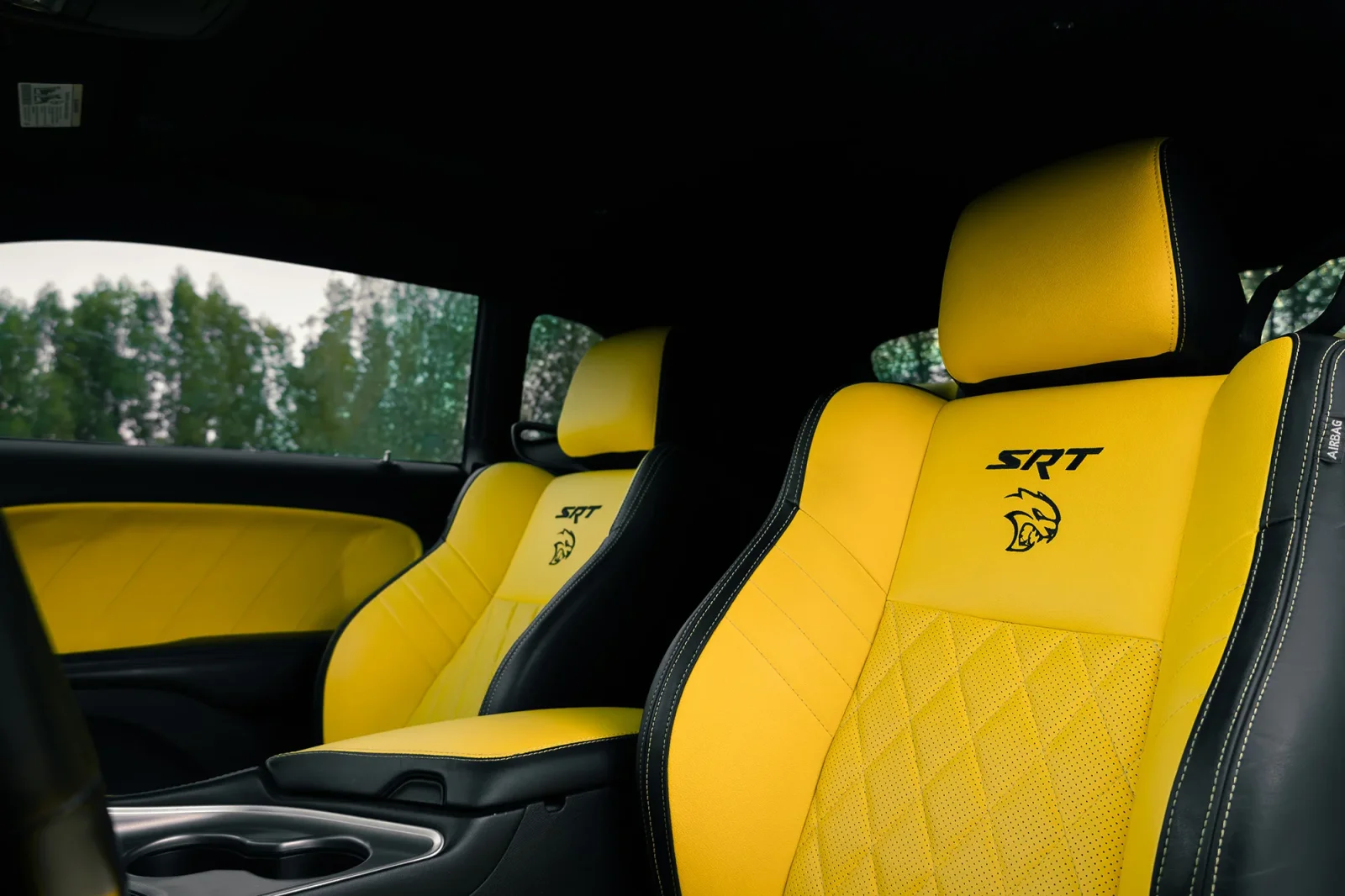 Rent Dodge Challenger R/T Scat Pack Yellow 2022 in Abu Dhabi - 6 