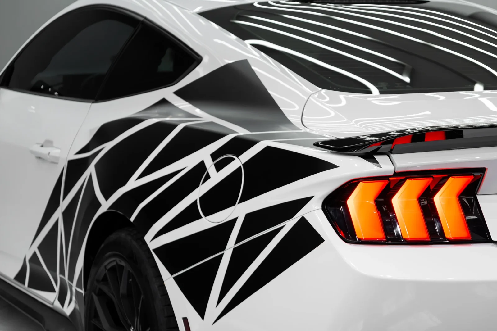 Rent Ford Mustang  White 2024 in Abu Dhabi - 4 