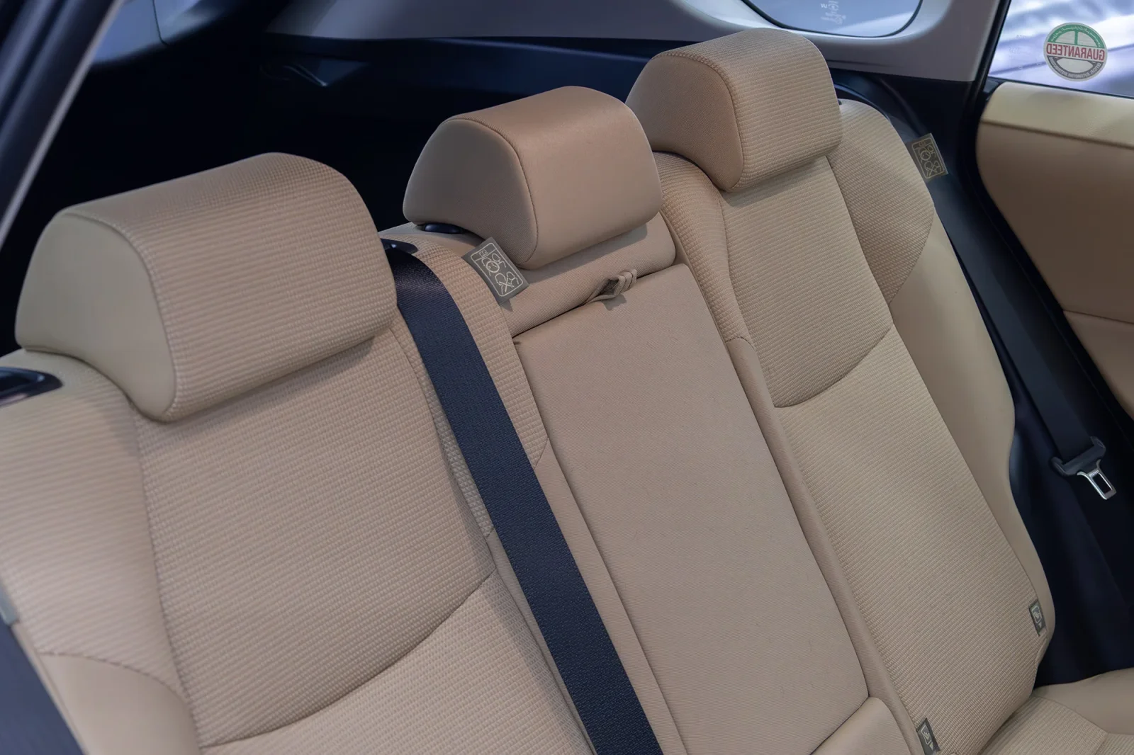 Affitto Toyota RAV4  Nero 2025 in Abu Dhabi - 4 