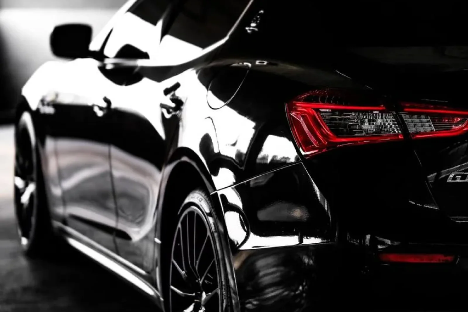 Rent Maserati Ghibli  Black 2018 in Bangkok - 7 