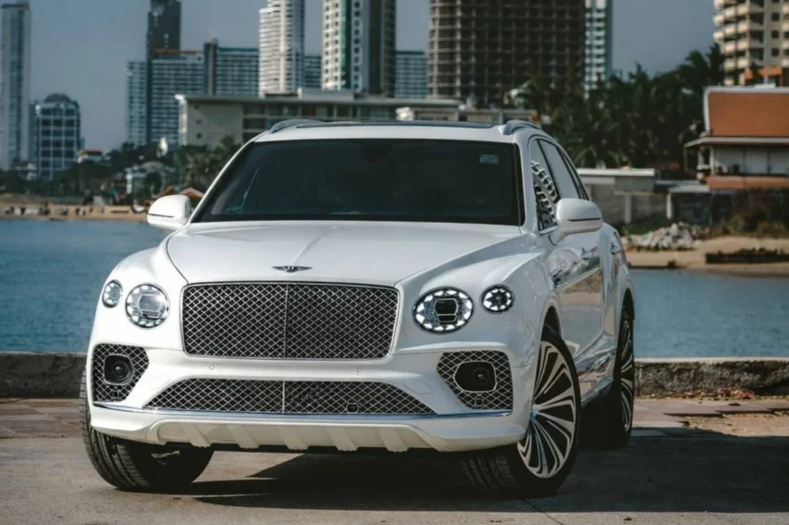 Rent Bentley Bentayga  White 2023 in Bangkok