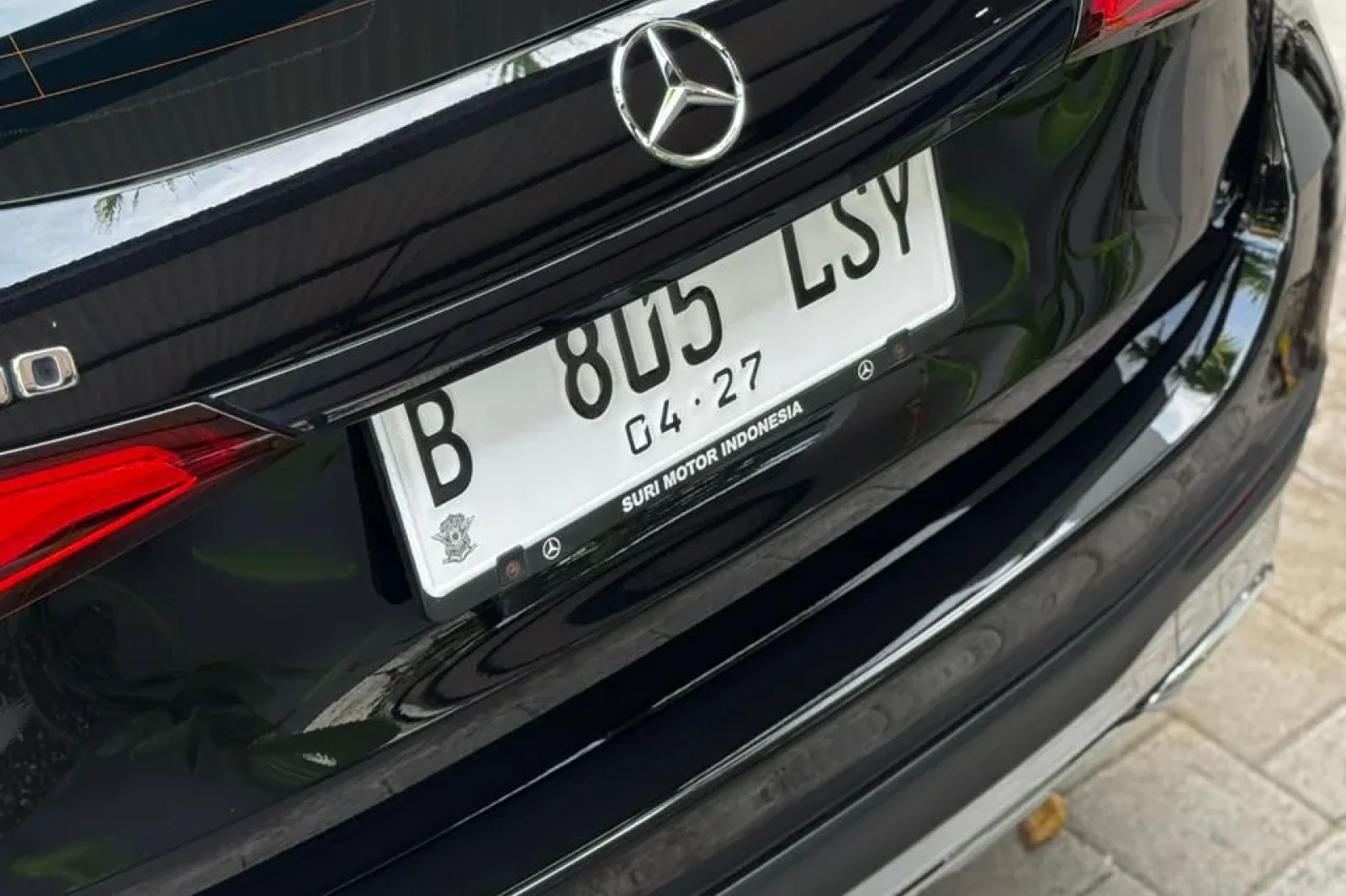 Rent Mercedes-Benz GLC 300 Black 2025 in Bangkok - 8 