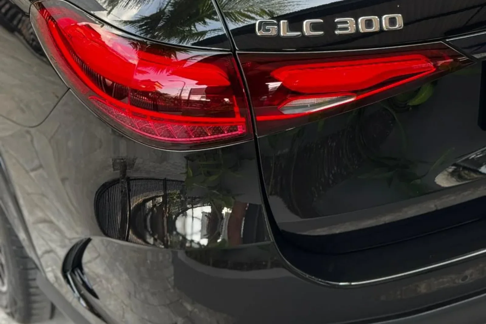 Rent Mercedes-Benz GLC 300 Black 2025 in Bangkok - 5 