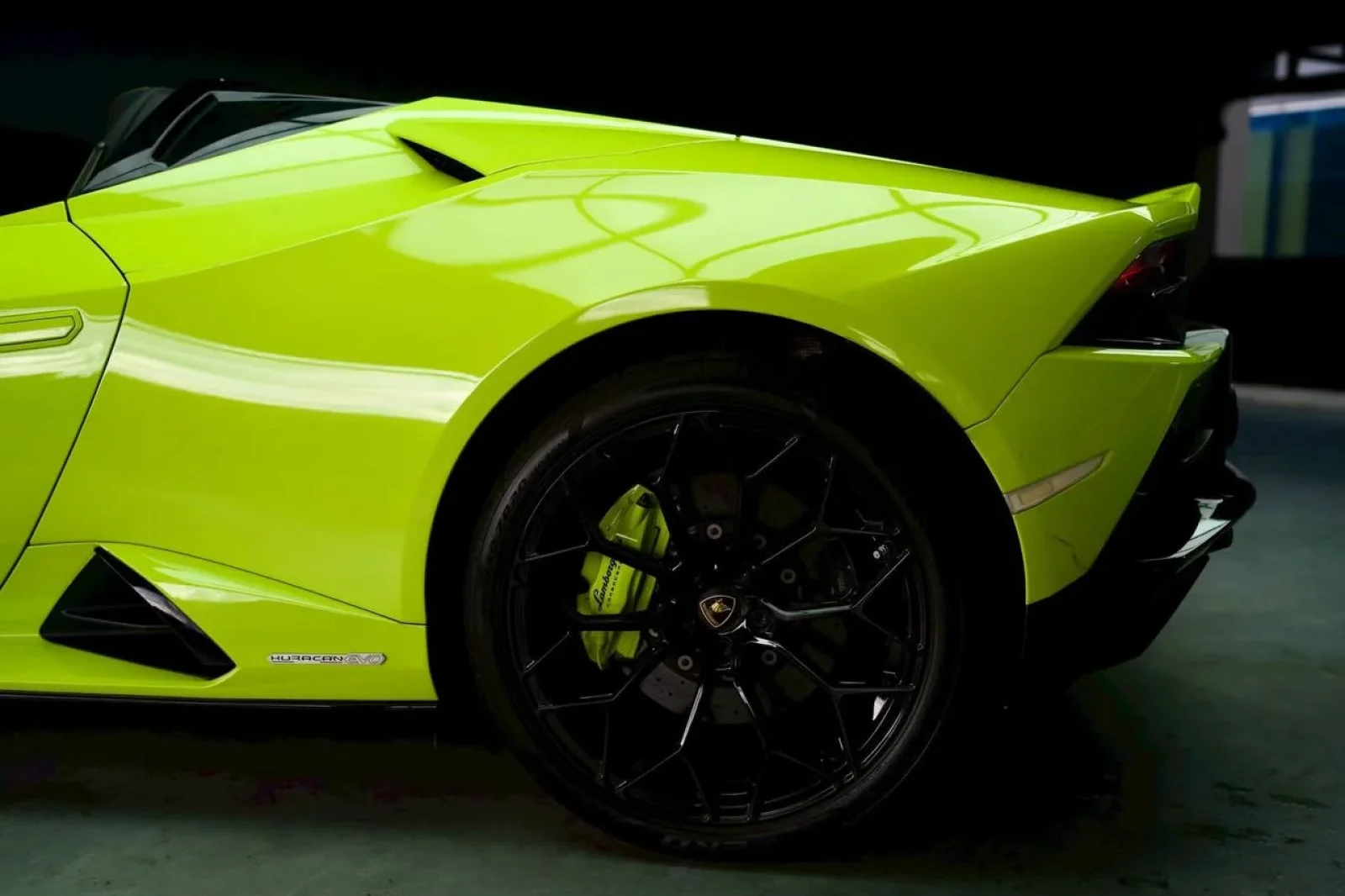 Rent Lamborghini Huracan EVO  Grey 2024 in Bangkok - 5 