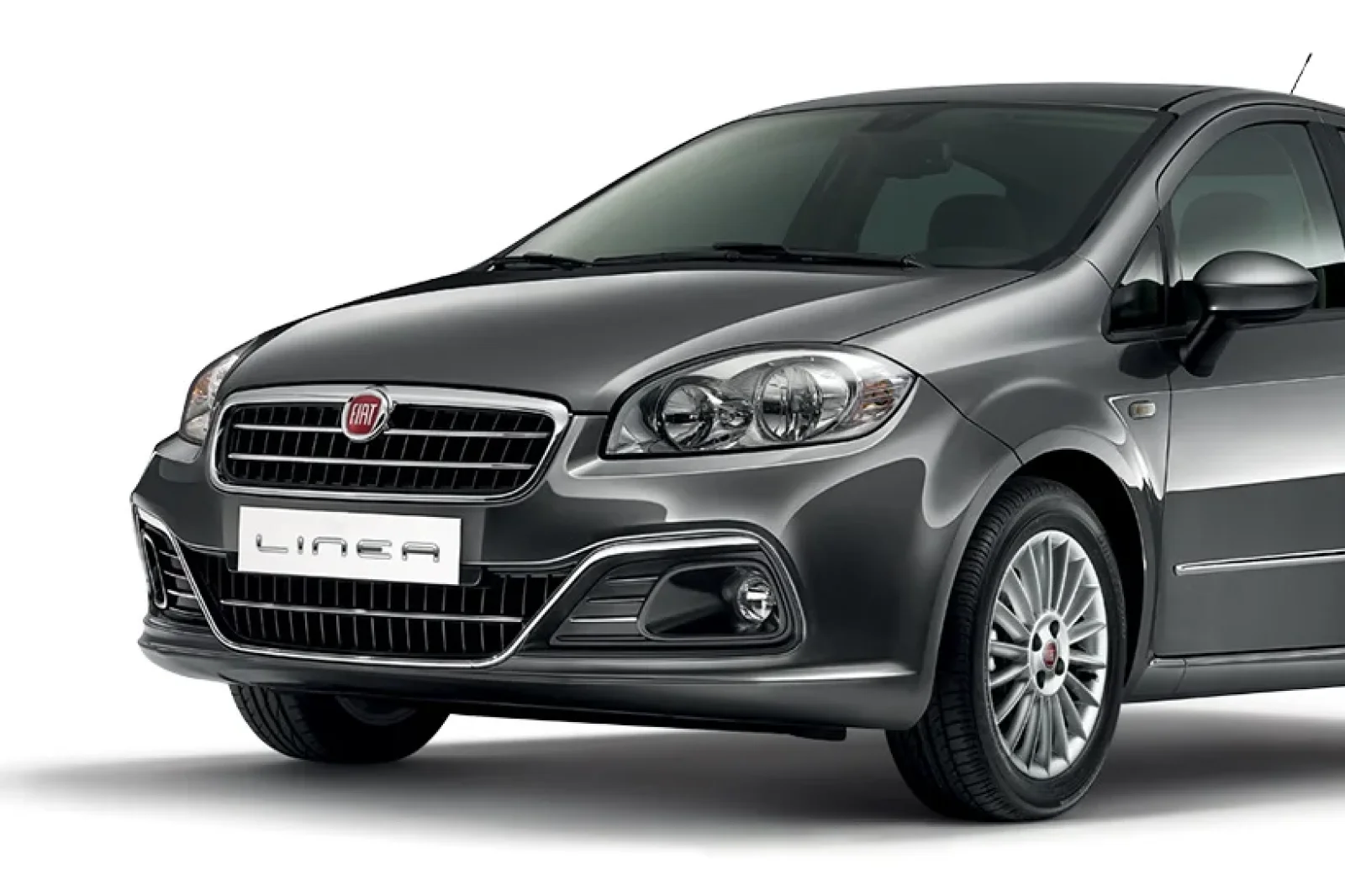 Alquiler Fiat Linea  Gris 2025 en Dalaman