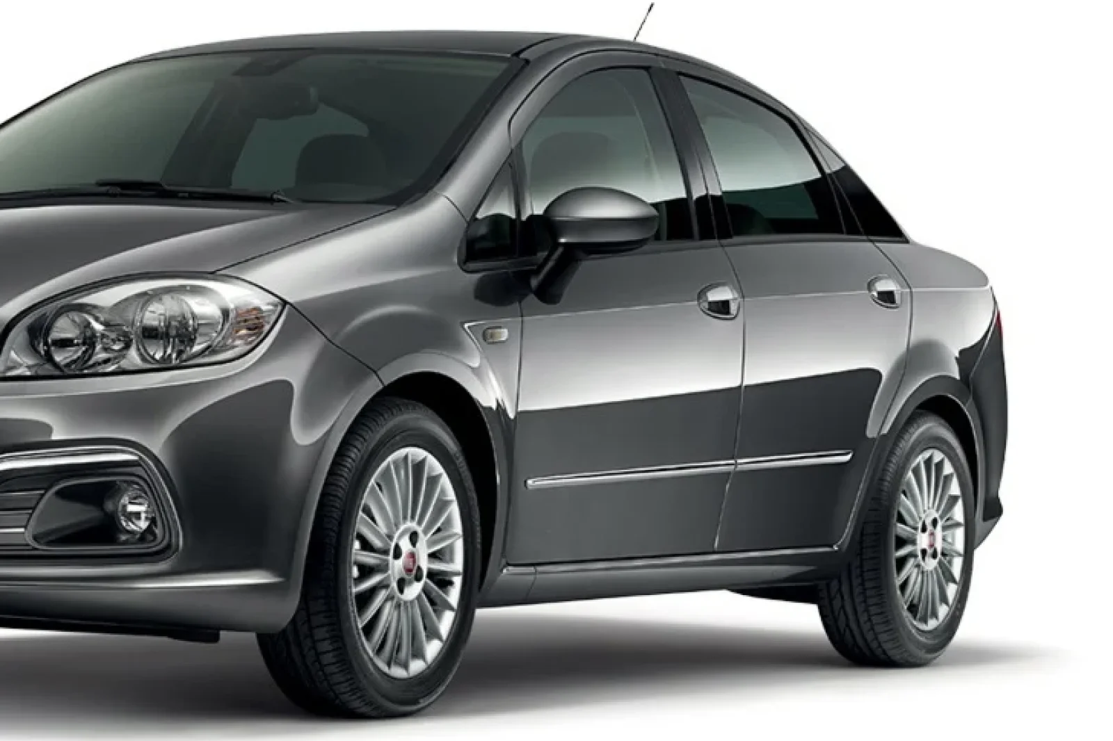 Alquiler Fiat Linea  Gris 2025 en Dalaman - 2 
