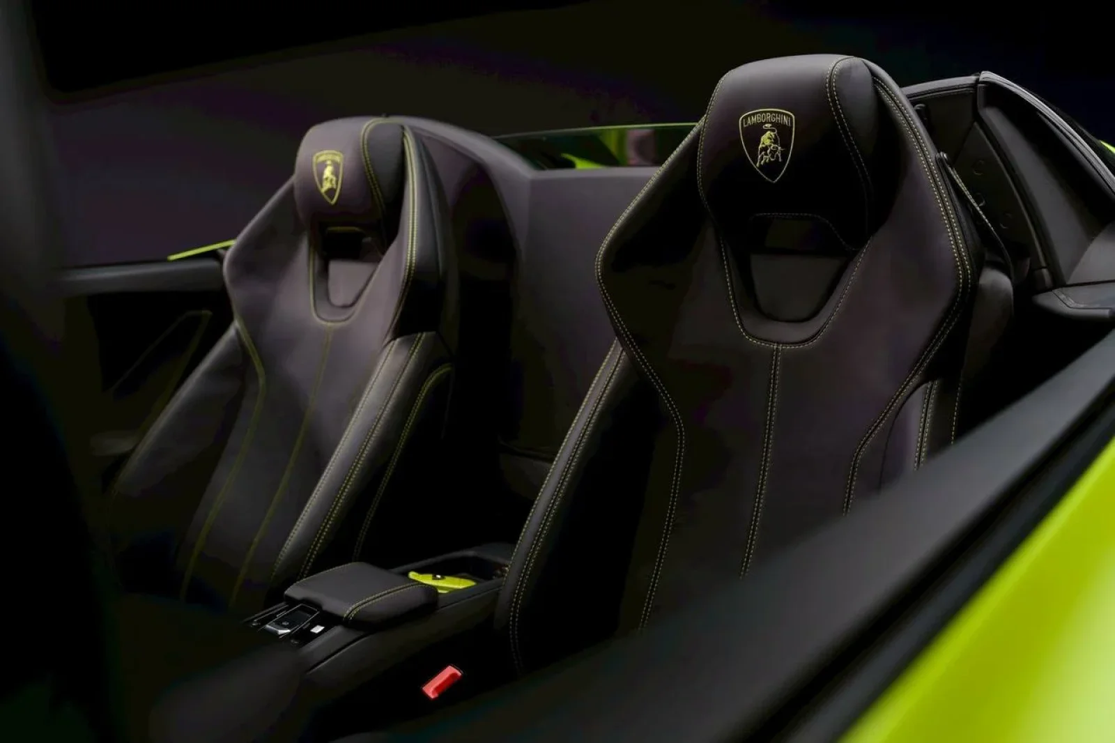 Rent Lamborghini Huracan EVO  Green 2024 in Bangkok - 3 