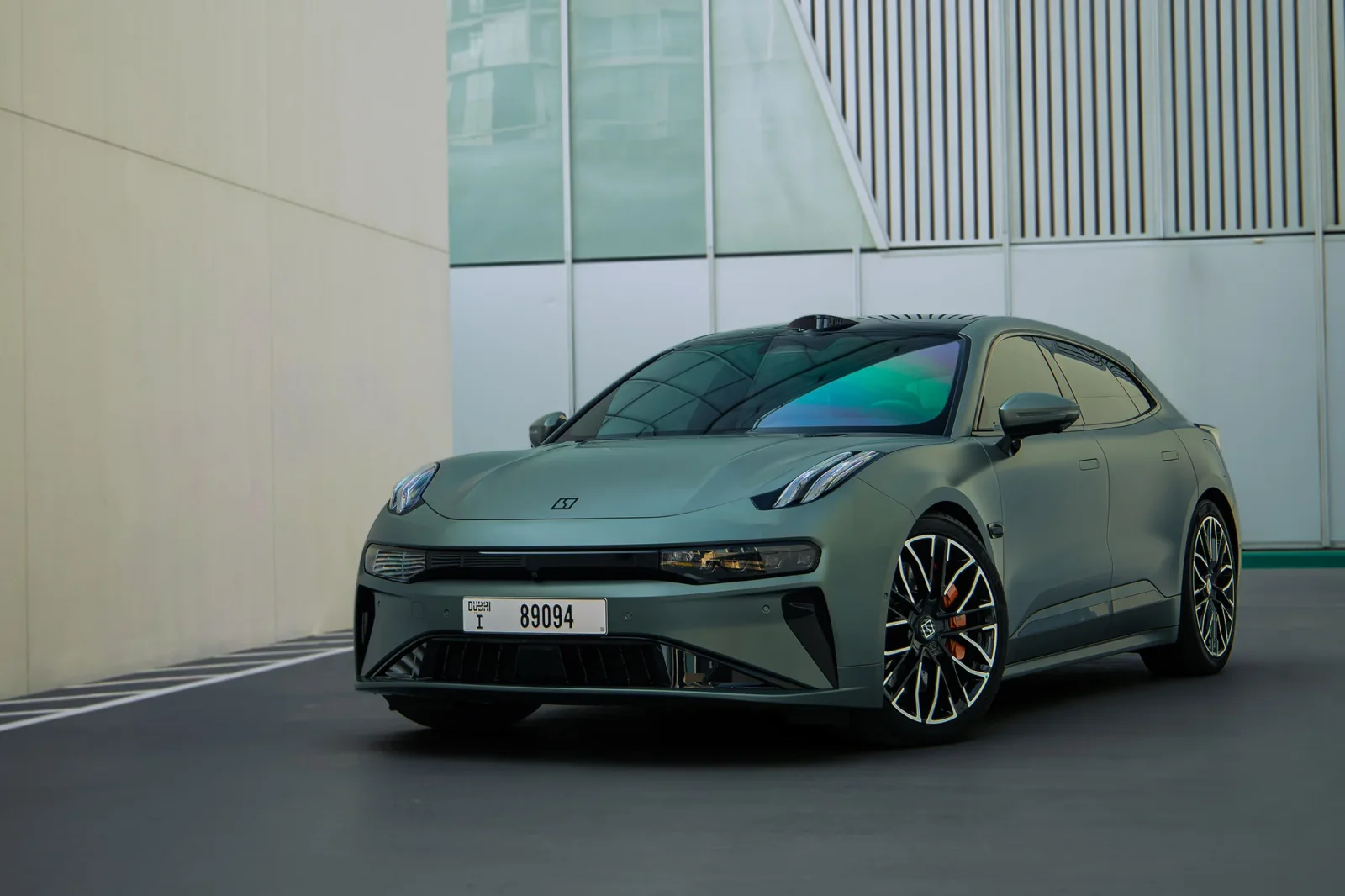 Rent Zeekr 1  Green 2024 in Abu Dhabi - 2 