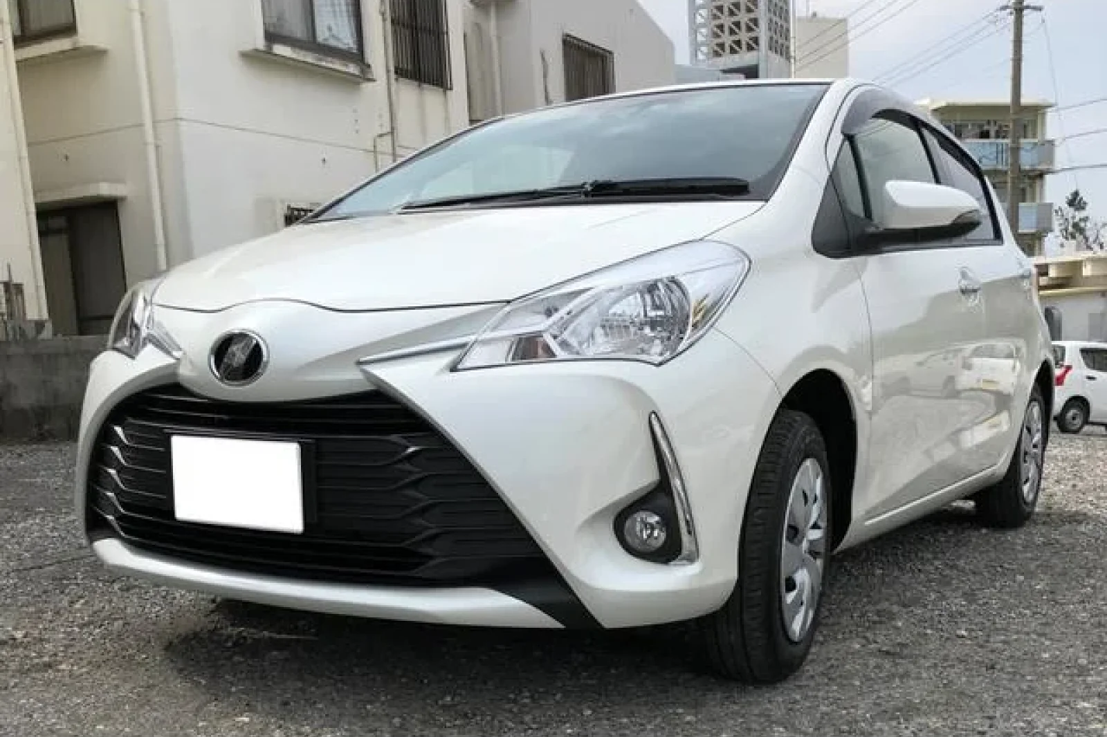 Rent Toyota Vitz  White 2024 in Vacoas