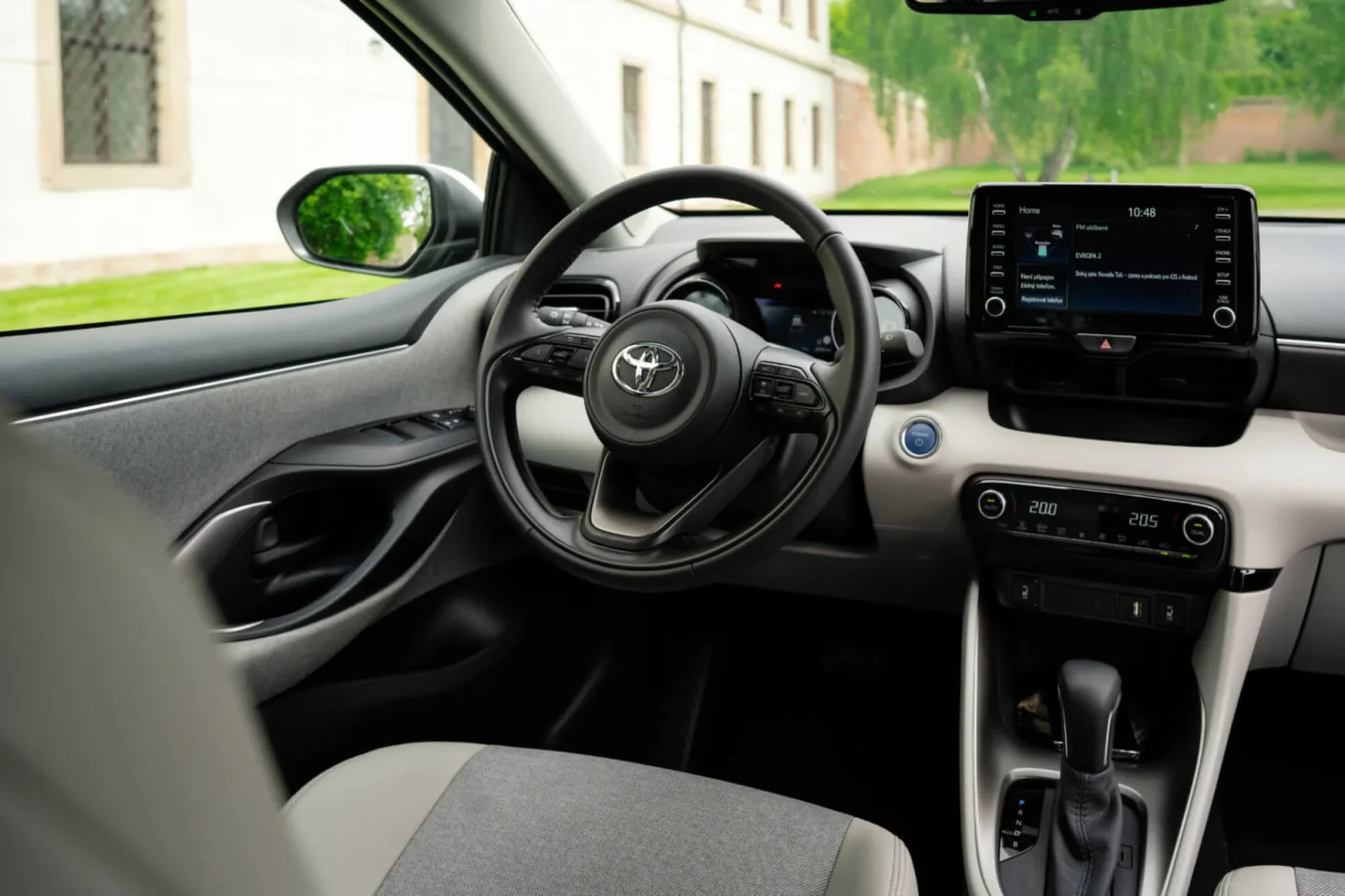 Rent Toyota Yaris  Grey 2023 in Abu Dhabi - 4 