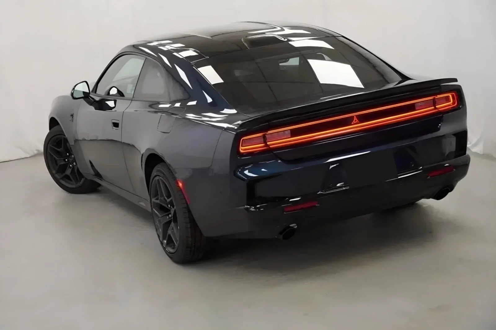 Rent Dodge Charger  Blue 2025 in Abu Dhabi - 3 