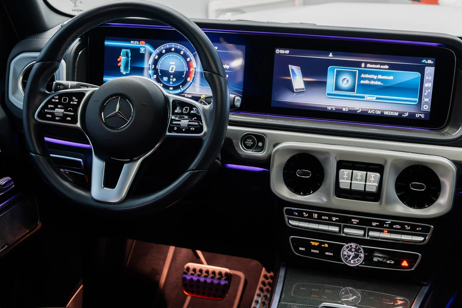 Rent Mercedes-Benz G-Class 500 White 2022 in Abu Dhabi - 2 