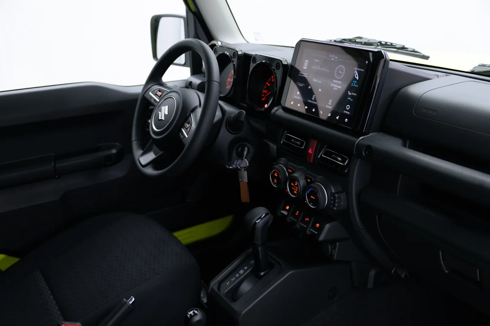 Huren Suzuki Jimny  Geel 2026 in Abu Dhabi - 3 