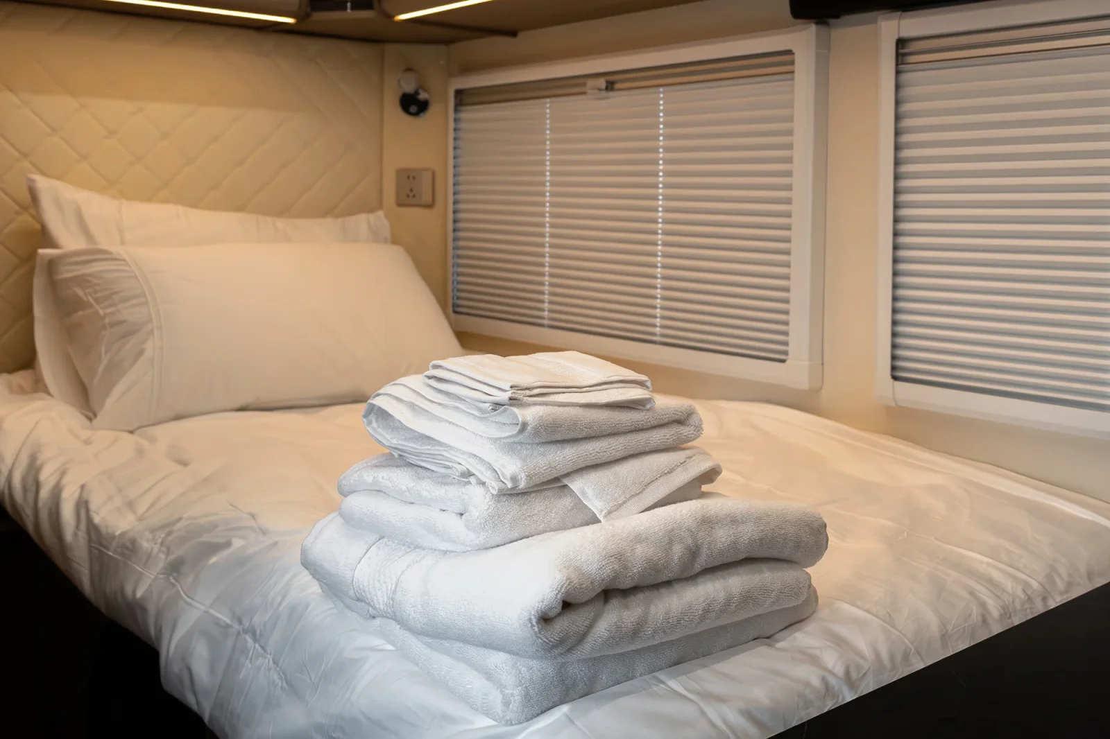 Huren Changan Hunter RV Grijs 2025 in Abu Dhabi - 14 