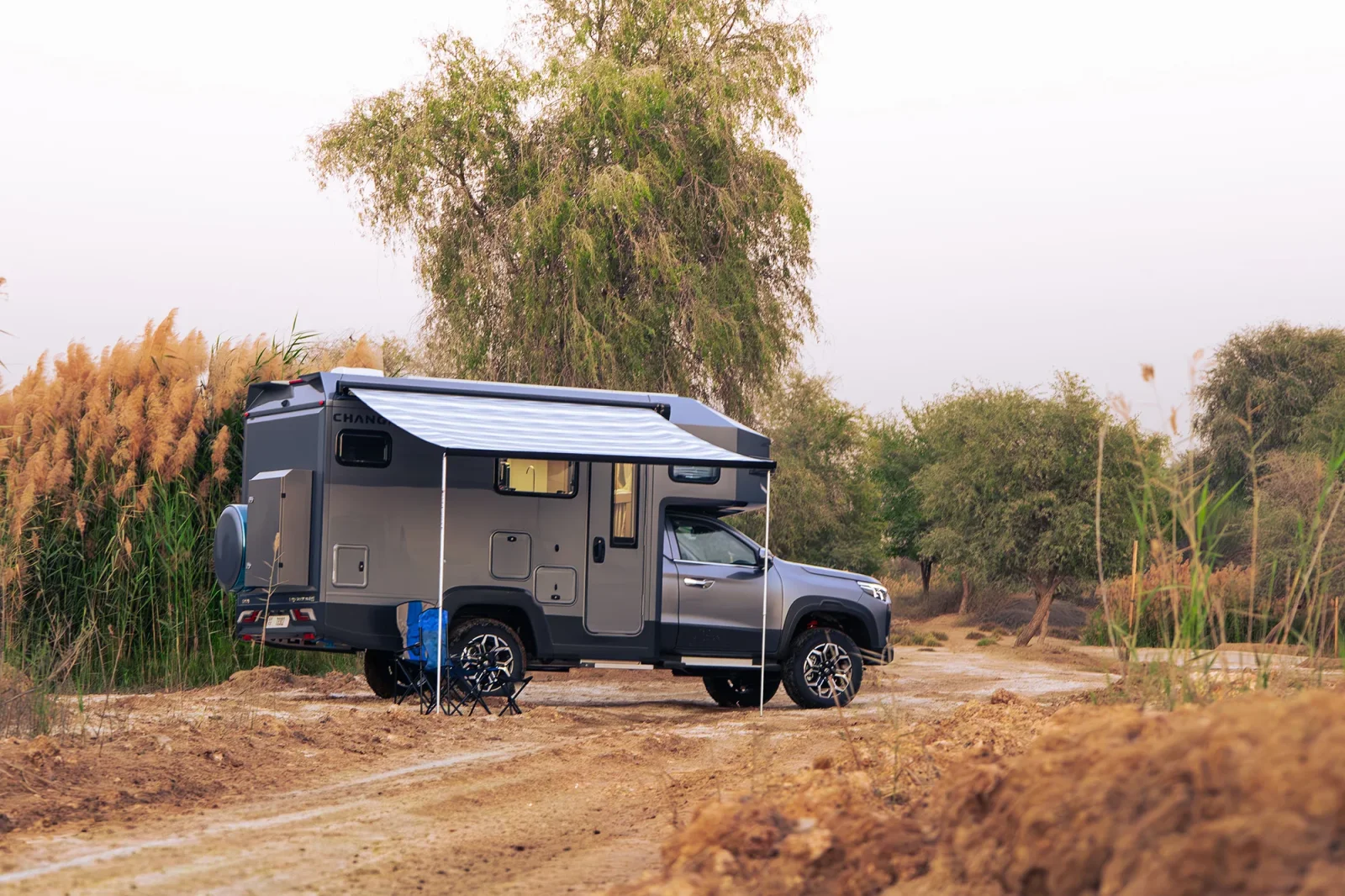 Huren Changan Hunter RV Grijs 2025 in Abu Dhabi - 6 