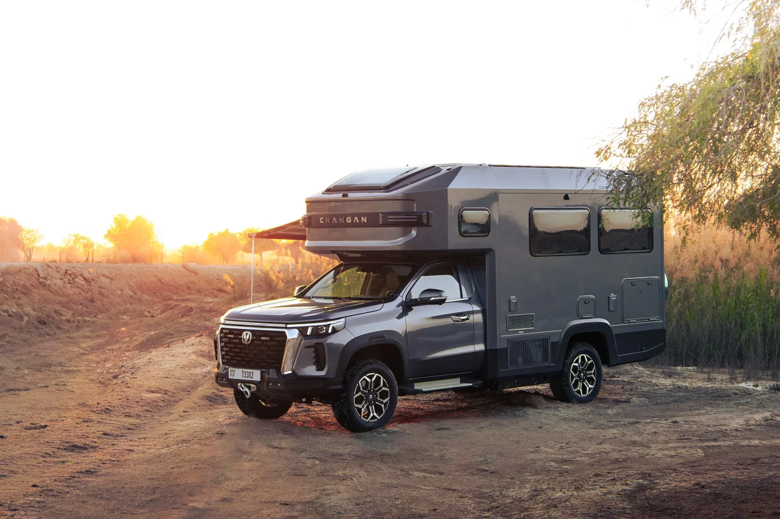 Huren Changan Hunter RV Grijs 2025 in Abu Dhabi - 2 