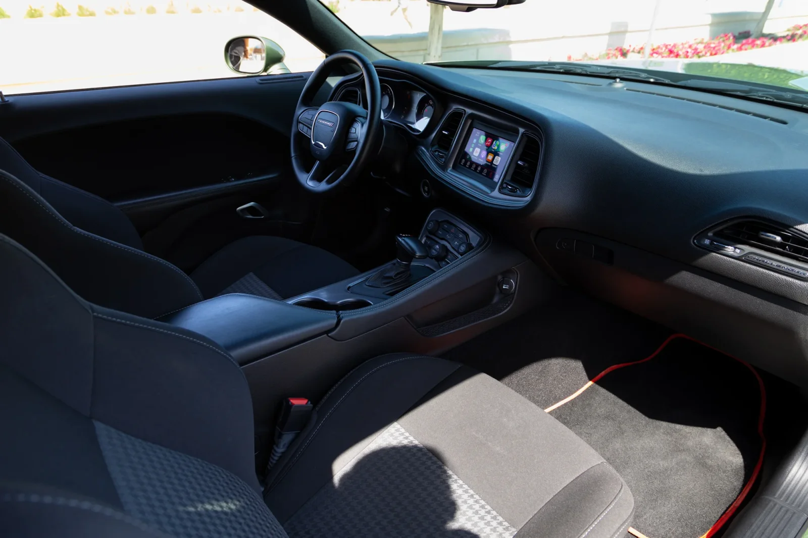 Loyer Dodge Challenger GT Vert 2023 en Abou Dabi - 4 