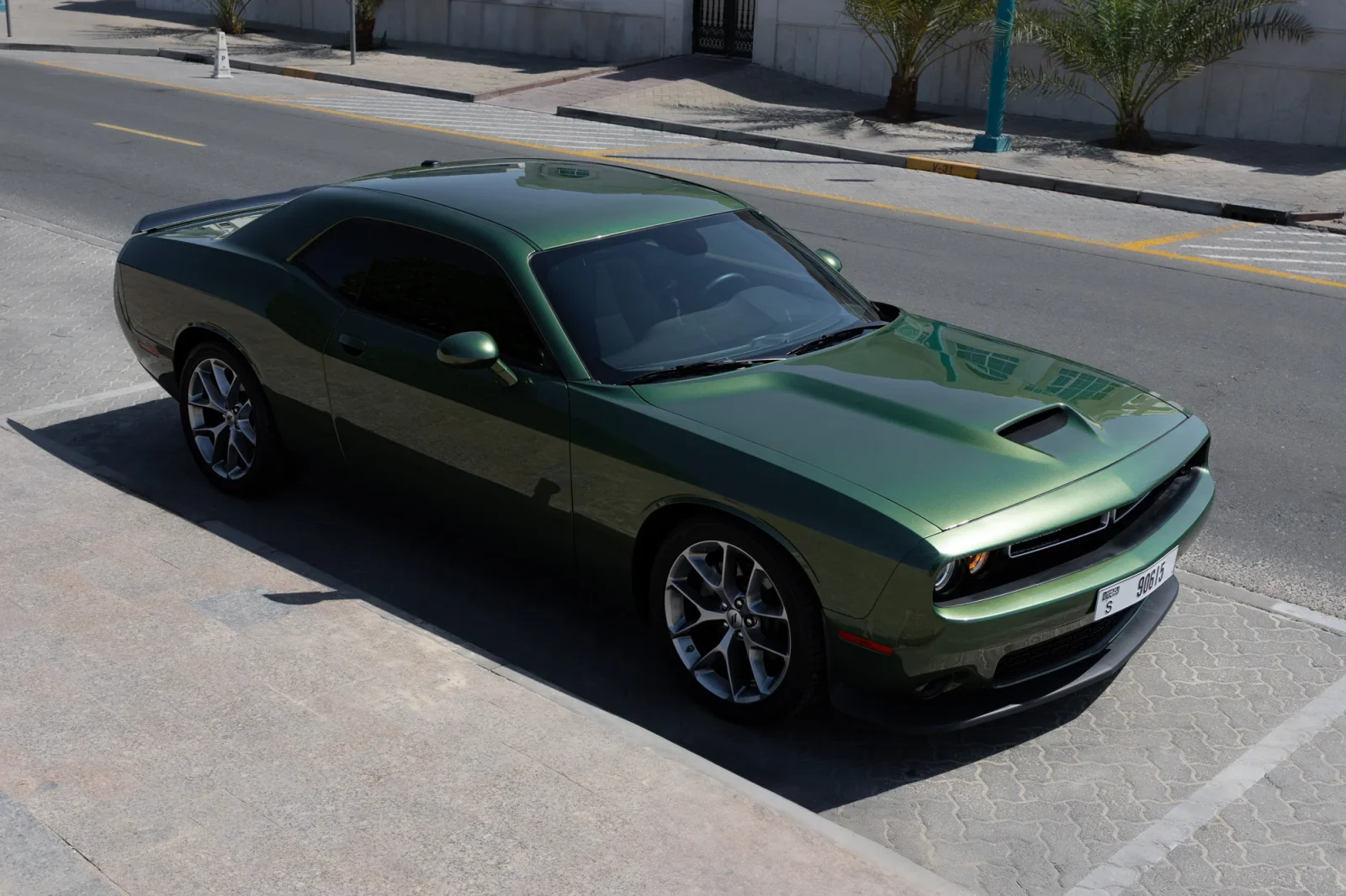Loyer Dodge Challenger GT Vert 2023 en Abou Dabi - 11 