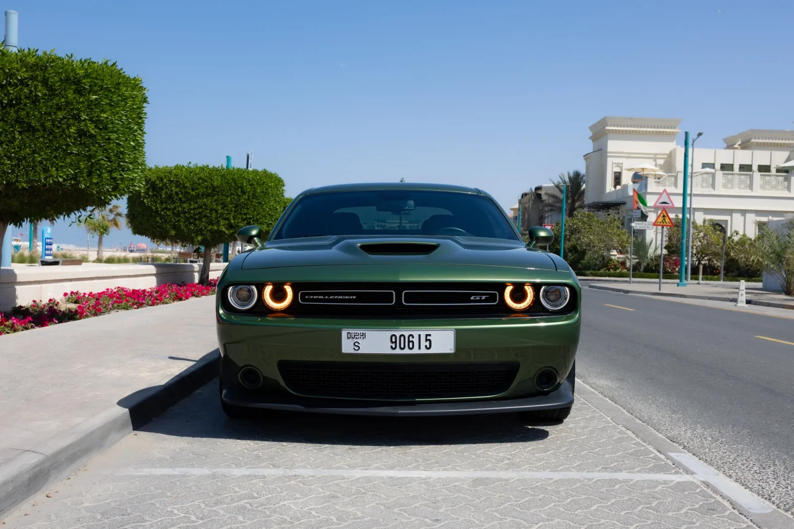 Loyer Dodge Challenger GT Vert 2023 en Abou Dabi - 2 