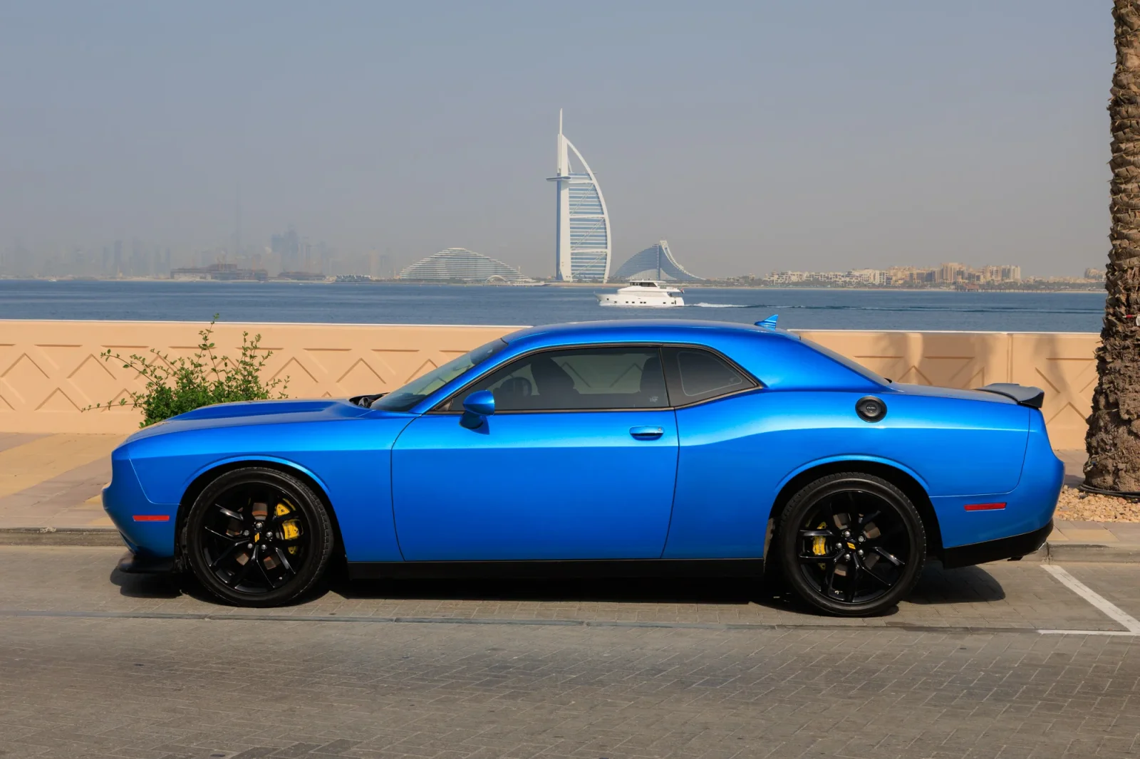 Rent Dodge Challenger GT Blue 2023 in Abu Dhabi - 13 