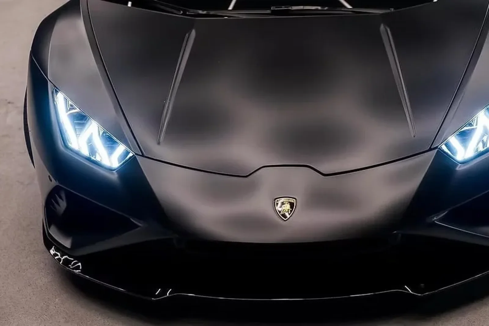 Rent Lamborghini Huracan EVO Black 2023 in Miami - 3 