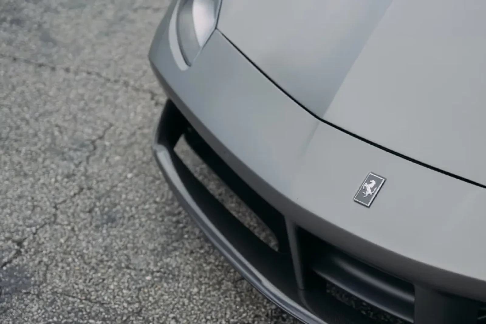 Affitto Ferrari 488 GTB  Grigio 2018 in Miami - 10 