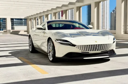 Ferrari Roma Bianco 2025