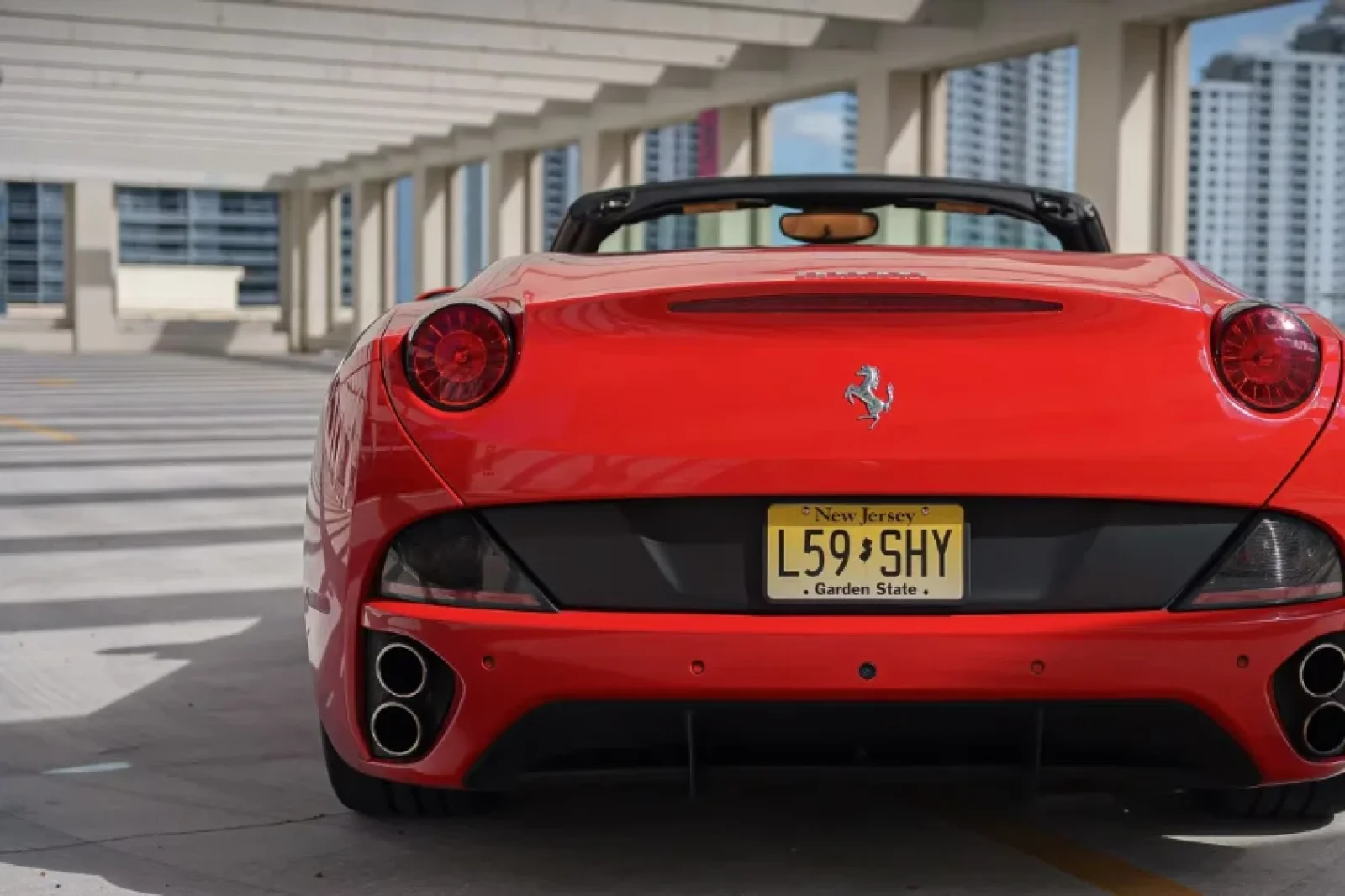 Rent Ferrari California  Red 2012 in Miami - 15 