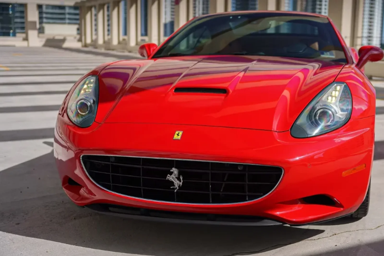 Rent Ferrari California  Red 2012 in Miami - 9 