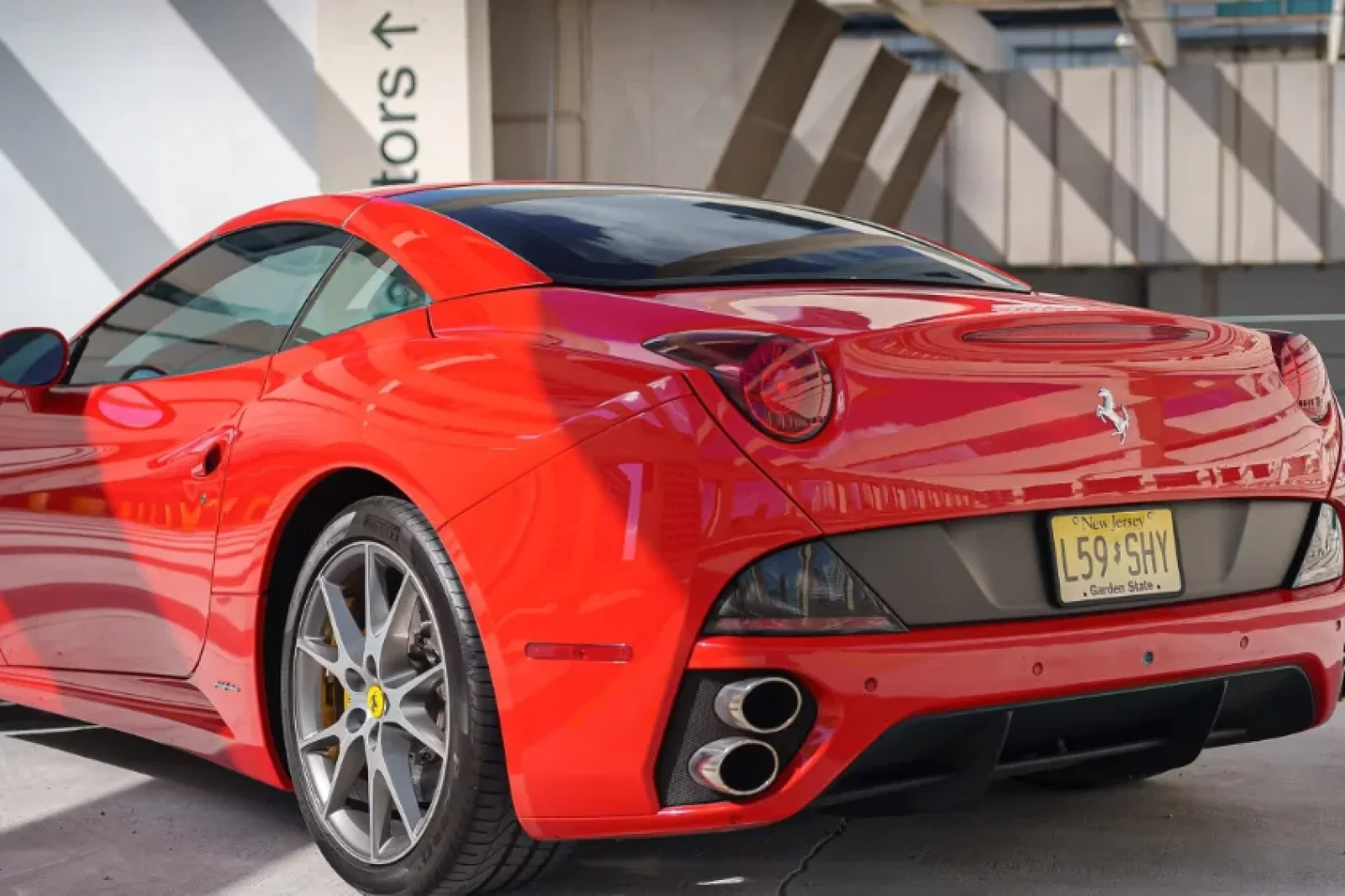 Rent Ferrari California  Red 2012 in Miami - 6 