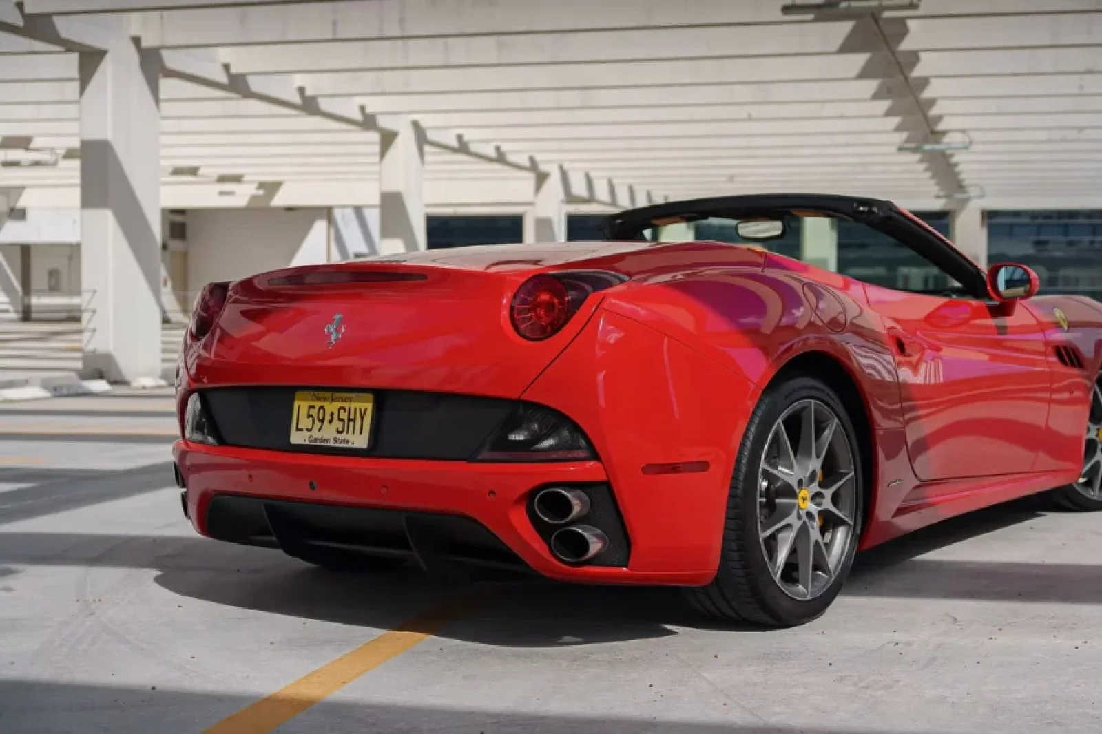 Rent Ferrari California  Red 2012 in Miami - 13 