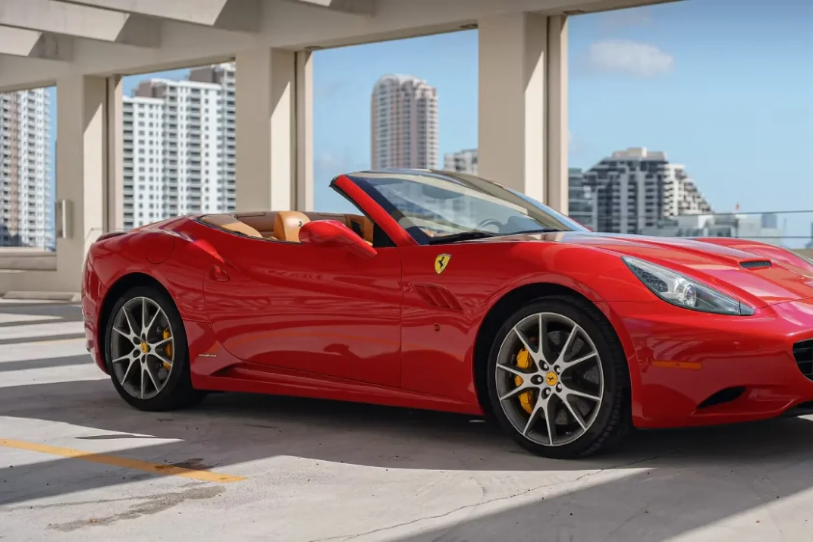 Rent Ferrari California  Red 2012 in Miami - 12 