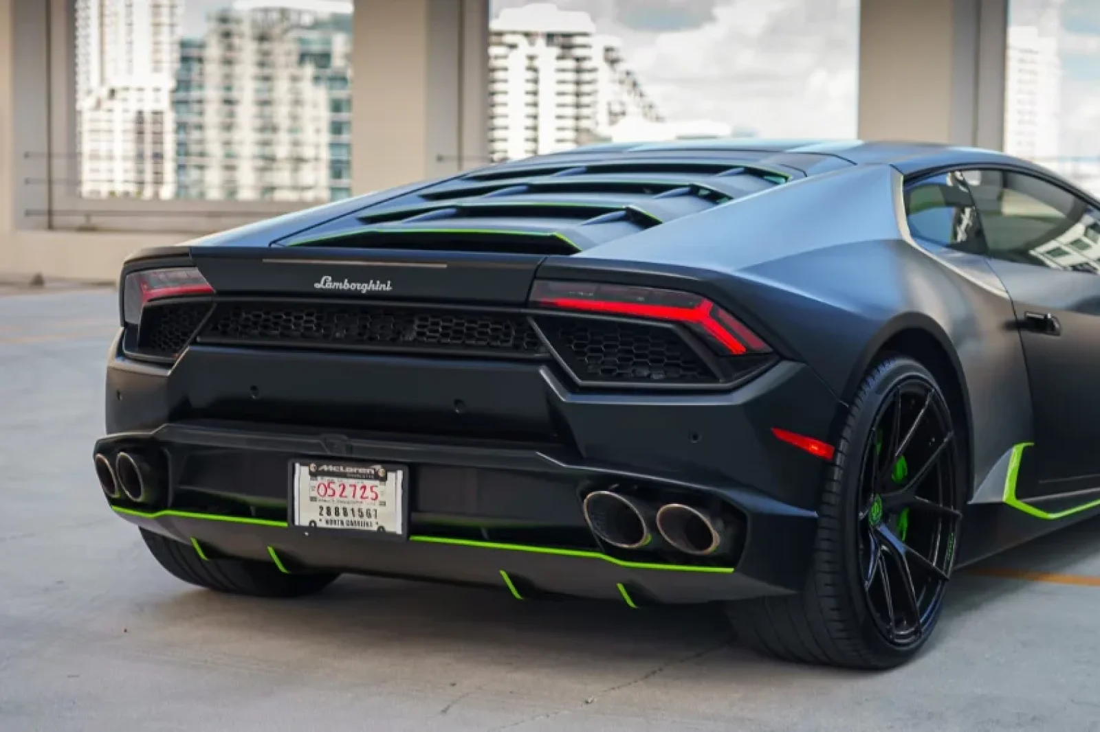 Miete Lamborghini Huracan  Schwarz 2019 in der Miami - 6 