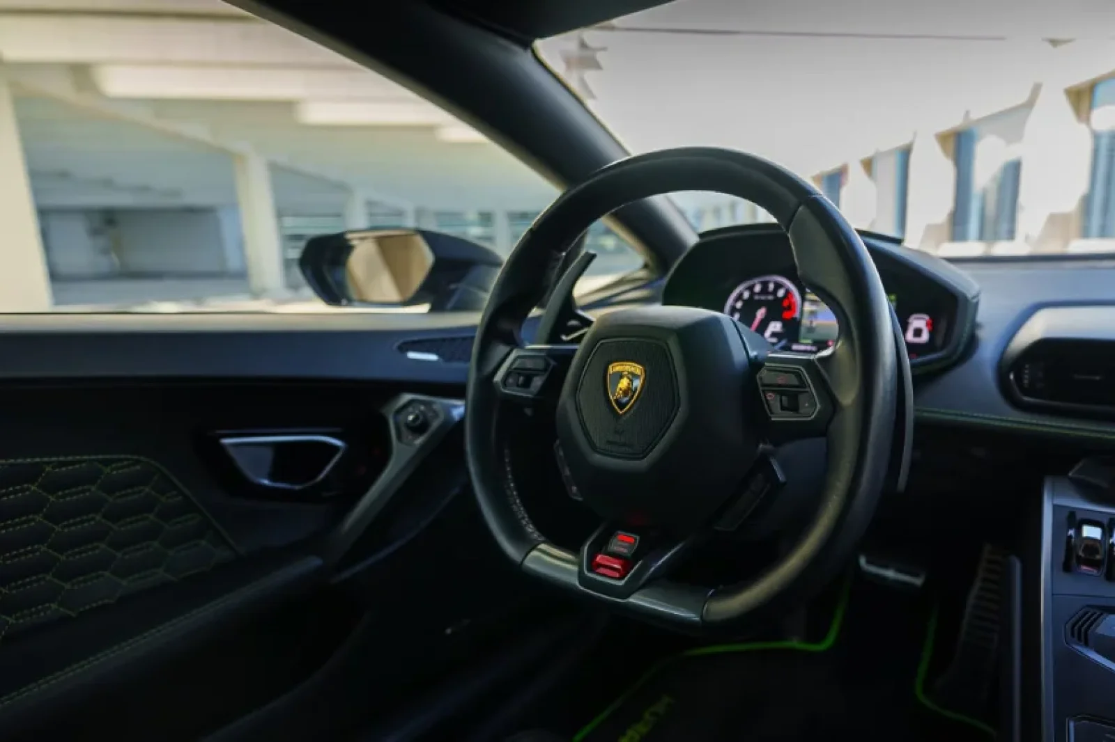 Miete Lamborghini Huracan  Schwarz 2019 in der Miami - 4 