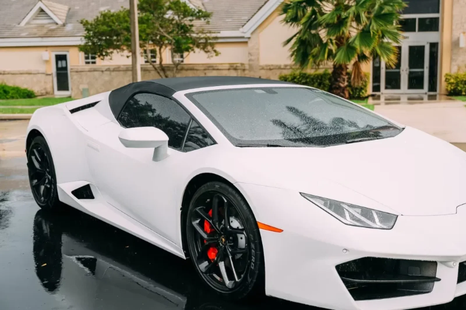 Affitto Lamborghini Huracan  Bianco 2019 in Miami - 2 