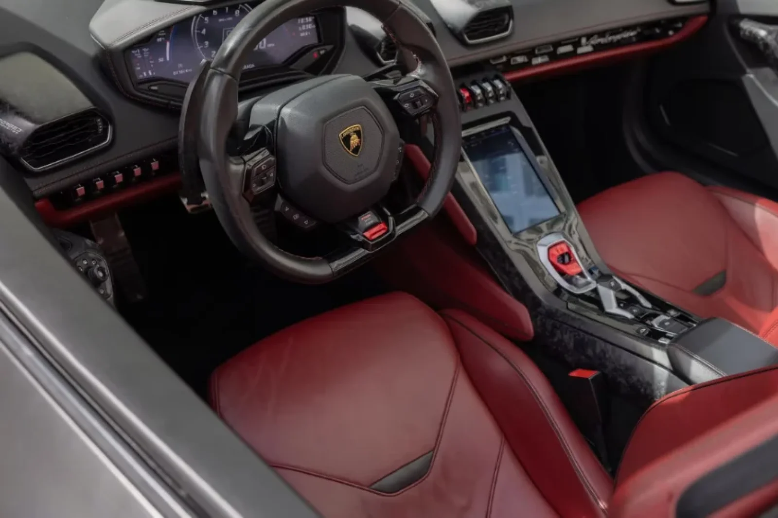 Miete Lamborghini Huracan EVO Schwarz 2025 in der Miami - 4 