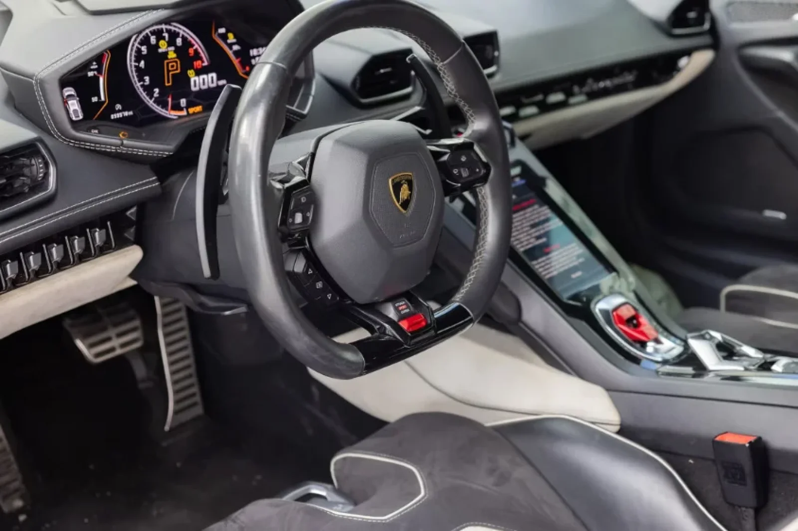 Affitto Lamborghini Huracan EVO Viola 2025 in Miami - 3 