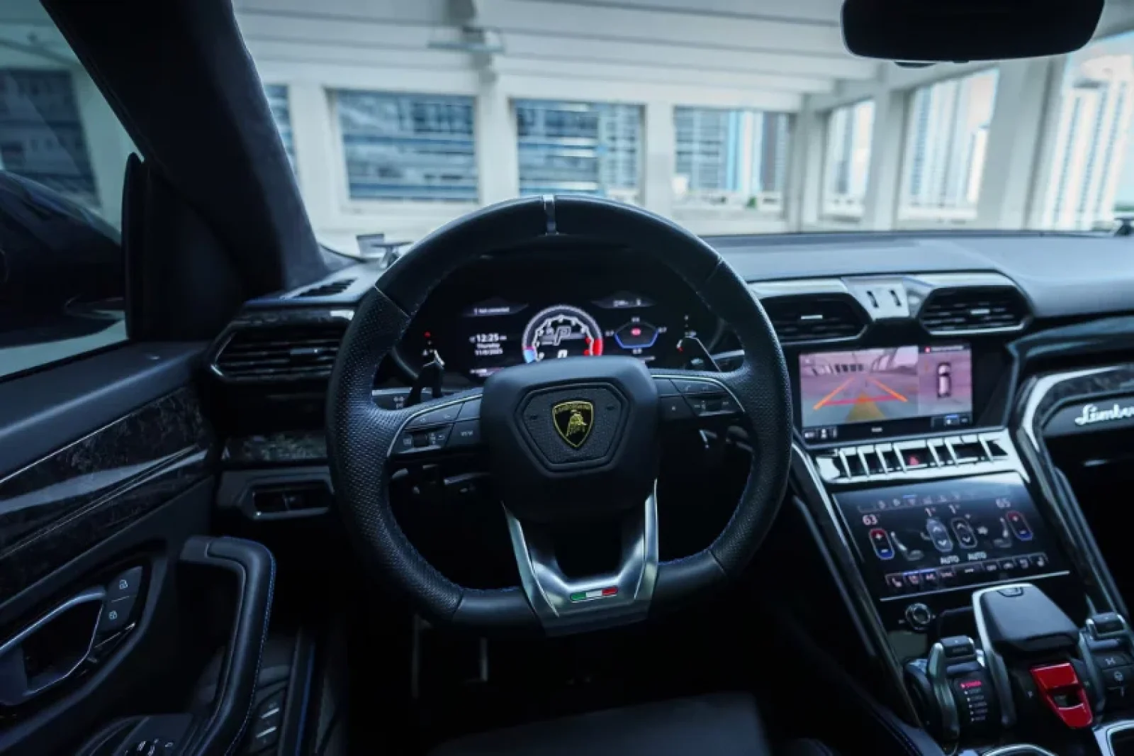 Loyer Lamborghini Urus  Bleu 2025 en Miami - 3 