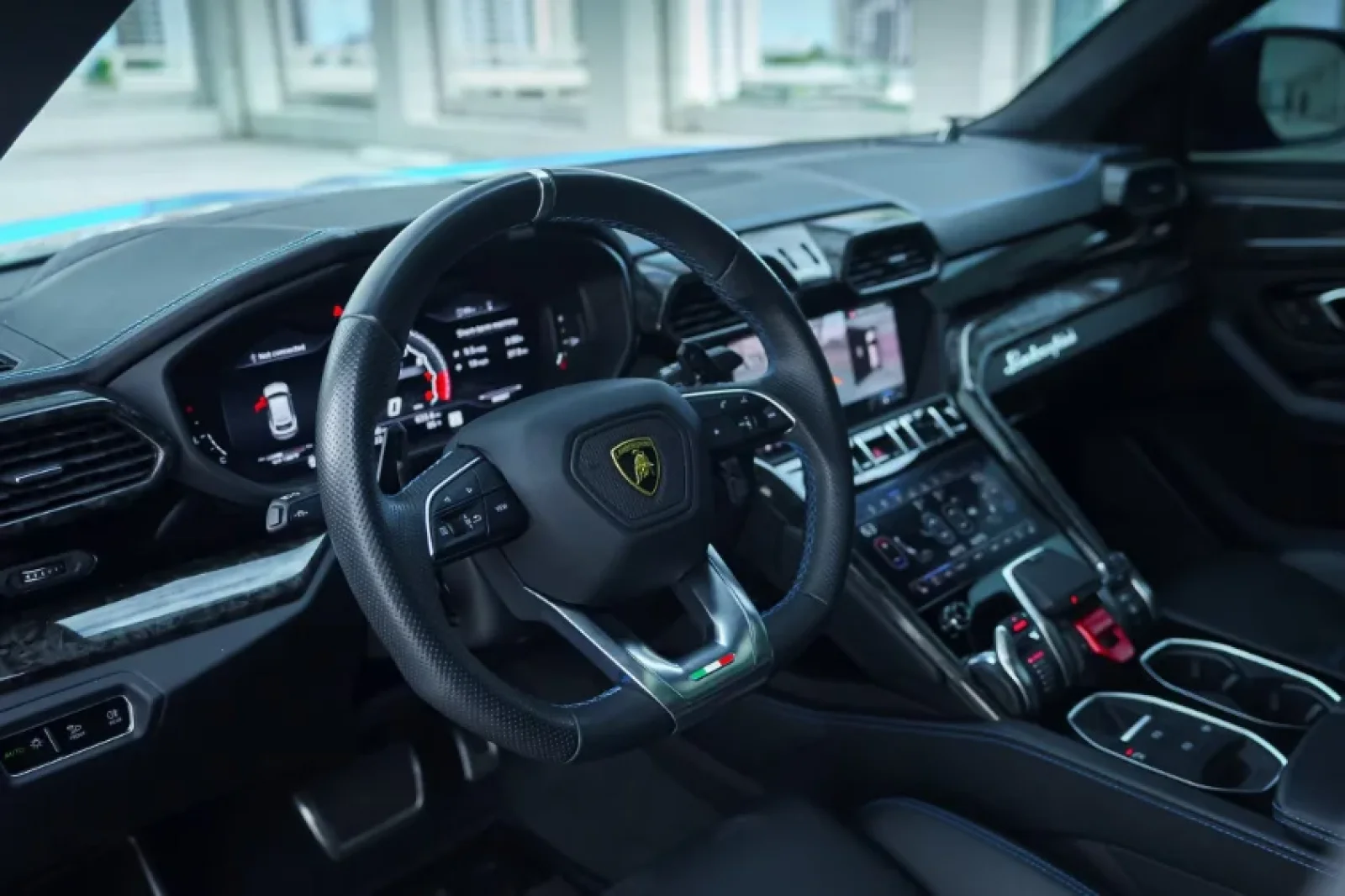 Loyer Lamborghini Urus  Bleu 2025 en Miami - 5 