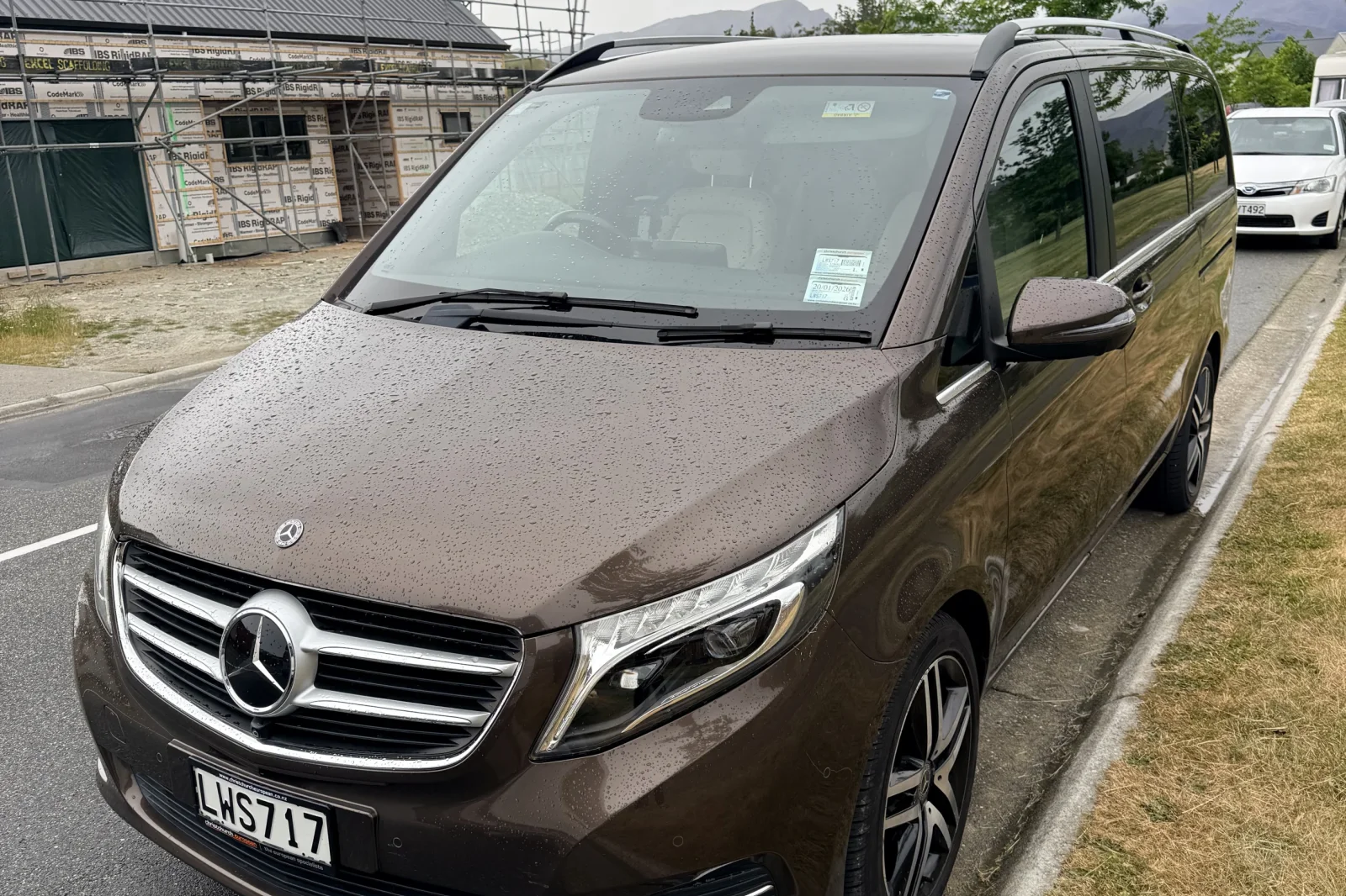 Rent Mercedes-Benz V-Class 250 Brown 2019 in Queenstown - 7 
